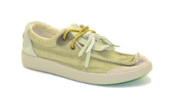 KWAHU LINEN LICHEN GREEN WOMAN